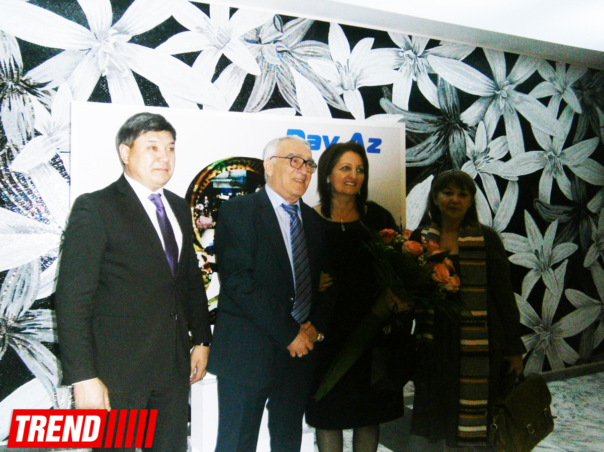 В Международном центре мугама отметили юбилей поэта Чингиза Алиоглу: "Нам всем повезло, что мы его современники" (ФОТО)