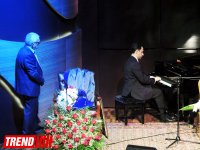 В Международном центре мугама отметили юбилей поэта Чингиза Алиоглу: "Нам всем повезло, что мы его современники" (ФОТО)