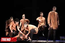 "Холстомер. История лошади"  - потрясающий спектакль Грузинского театра в Баку (ФОТО)