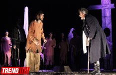 "Холстомер. История лошади"  - потрясающий спектакль Грузинского театра в Баку (ФОТО)