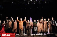 "Холстомер. История лошади"  - потрясающий спектакль Грузинского театра в Баку (ФОТО)