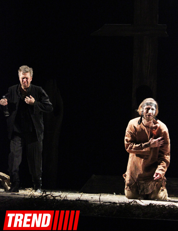 "Холстомер. История лошади"  - потрясающий спектакль Грузинского театра в Баку (ФОТО)