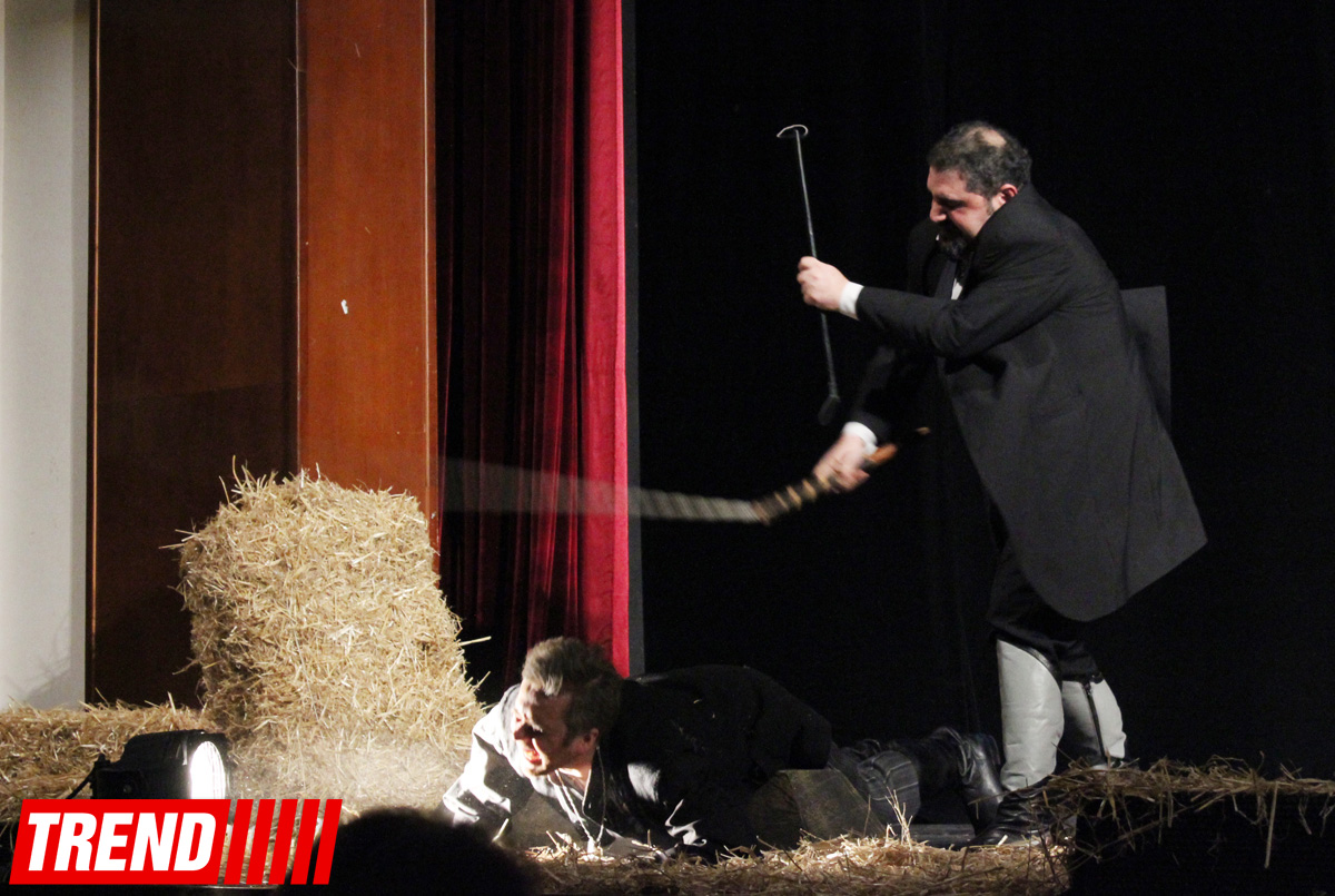 "Холстомер. История лошади"  - потрясающий спектакль Грузинского театра в Баку (ФОТО)