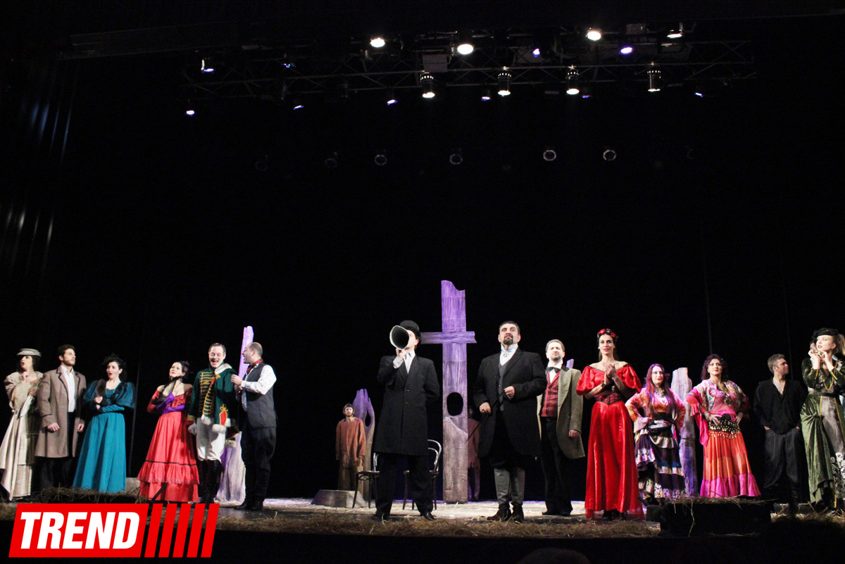 "Холстомер. История лошади"  - потрясающий спектакль Грузинского театра в Баку (ФОТО)