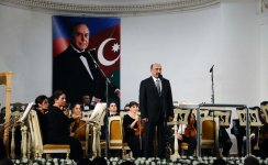В Азербайджанской филармонии почтили память общенационального лидера Гейдара Алиева (ФОТО)
