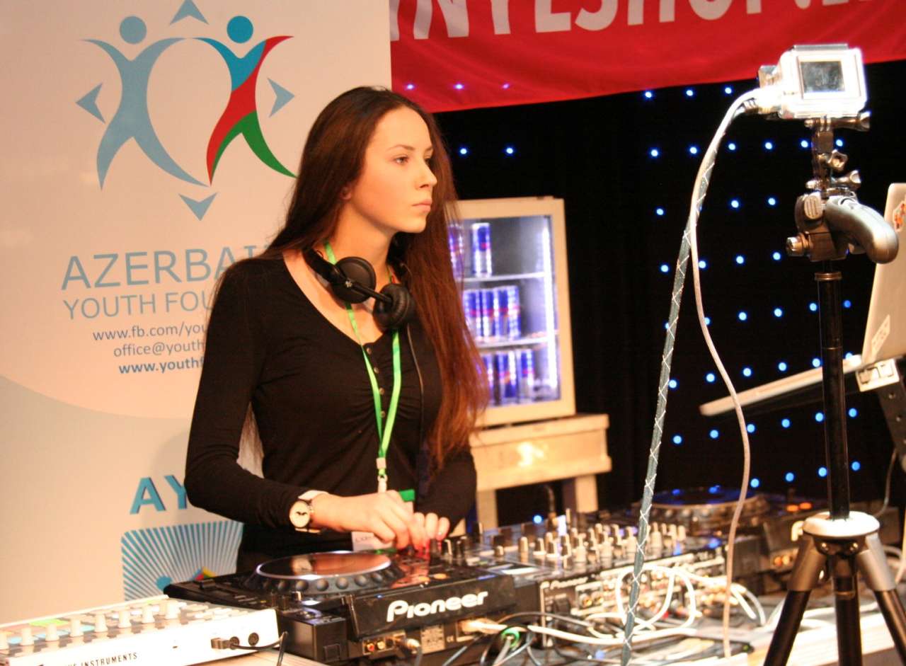 Азербайджанская молодежь провела в Литве конкурс диджеев (ФОТО)