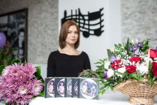 В Баку открылся Творческий центр VIP Recording studio с участием итальянской певицы In-Grid (ФОТО)