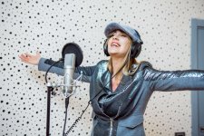 В Баку открылся Творческий центр VIP Recording studio с участием итальянской певицы In-Grid (ФОТО)