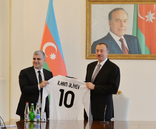 Президент Ильхам Алиев: Гол, забитый «Карабахом» в матче с «Интером», не был засчитан в результате непрофессионализма, или же предвзятой позиции судейской бригады (ФОТО)