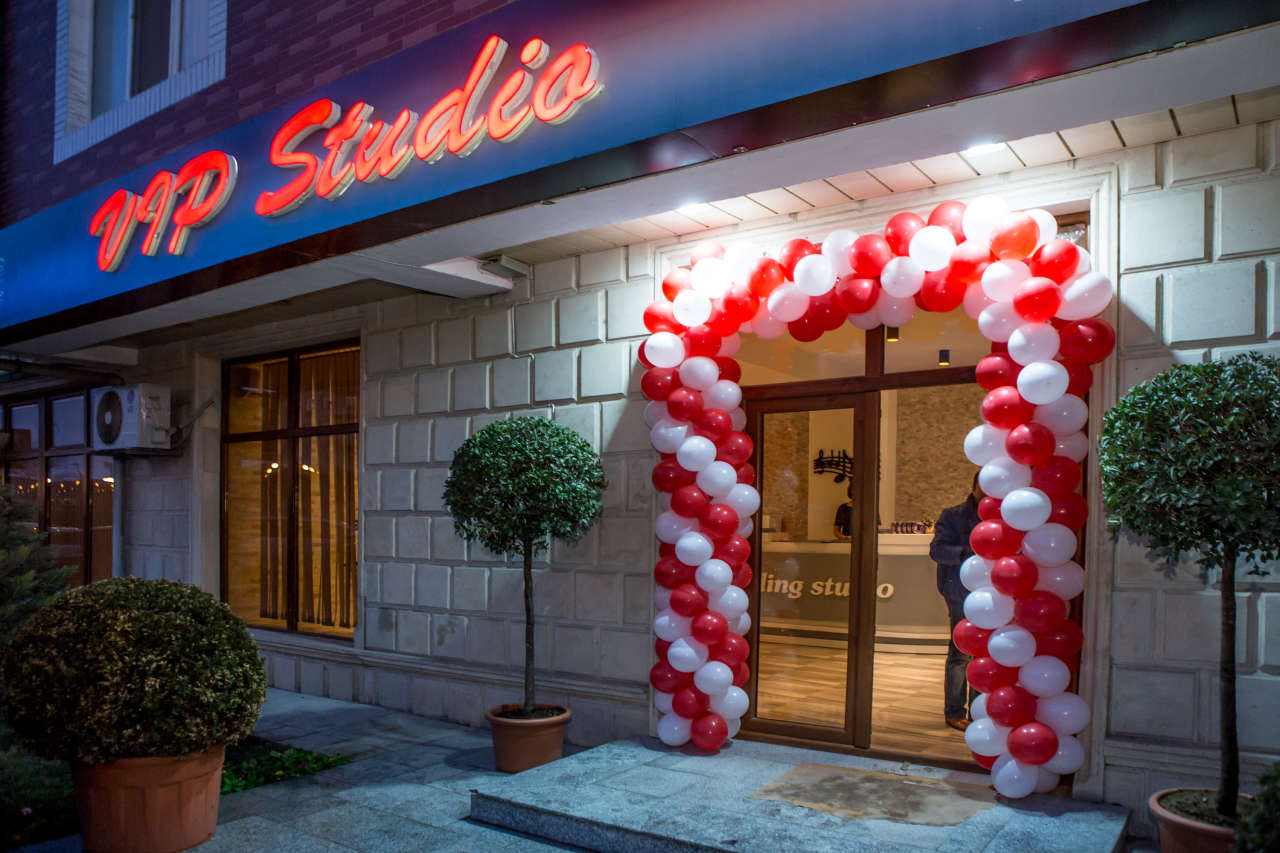 В Баку открылся Творческий центр VIP Recording studio с участием итальянской певицы In-Grid (ФОТО)