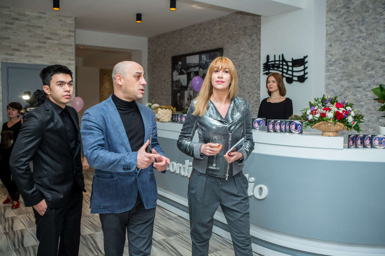 В Баку открылся Творческий центр VIP Recording studio с участием итальянской певицы In-Grid (ФОТО)