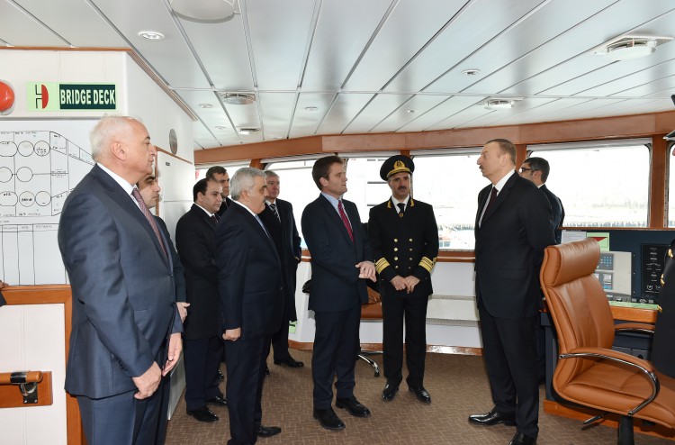 Президент Азербайджана и его супруга приняли участие в церемонии сдачи в эксплуатацию корабля «Муслим Магомаев» (версия 2) (ФОТО)
