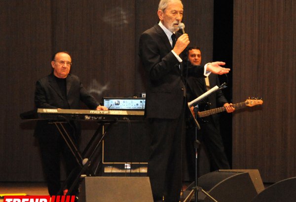 На телеканале HDFASHION представлен материал о концерте Вахтанга Кикабидзе в Центре Гейдара Алиева (ВИДЕО)