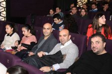 Известный турецкий актер Альпер Кул приехал в Баку (ФОТО)