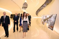 Первая леди Азербайджана присутствовала на музыкальном вечере, посвященном 200-летию со дня рождения Михаила Лермонтова (ФОТО)