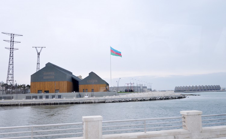 Президент Азербайджана и его супруга ознакомились с ходом строительства ряда объектов в Баку (ФОТО)