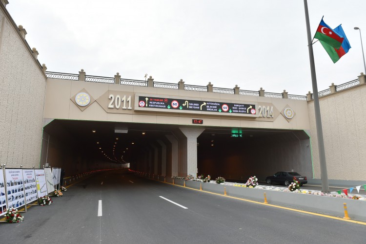 Президент Ильхам Алиев принял участие в открытии проспекта Зии Буниятова в Баку (ФОТО)