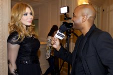 Магнетизм Востока от Фахрии Халафовой на Парижском подиуме (ФОТО)