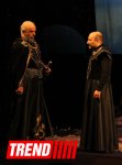 В Аздраме с большим успехом прошла премьера спектакля "Надир шах" по роману  Юнуса Огуза (ФОТО)