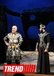 В Аздраме с большим успехом прошла премьера спектакля "Надир шах" по роману  Юнуса Огуза (ФОТО)