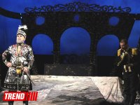 В Аздраме с большим успехом прошла премьера спектакля "Надир шах" по роману  Юнуса Огуза (ФОТО)