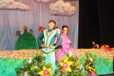 В бакинском Кукольном театре показали "Волшебное кольцо" (ФОТО)