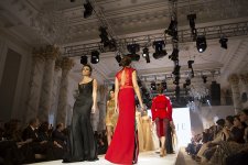 В Баку прошло красочное дефиле известных турецких дизайнеров (ФОТО)
