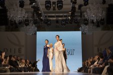 В Баку прошло красочное дефиле известных турецких дизайнеров (ФОТО)