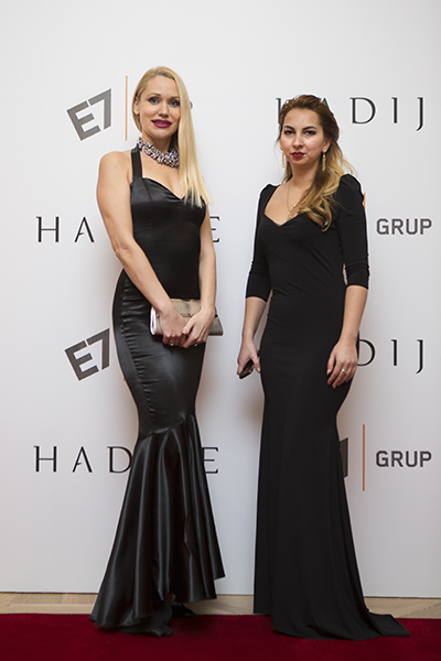 В Баку прошло красочное дефиле известных турецких дизайнеров (ФОТО)