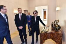 Президент Ильхам Алиев и его супруга Мехрибан Алиева приняли участие в открытии нового здания Госнефтефонда Азербайджана (ФОТО)