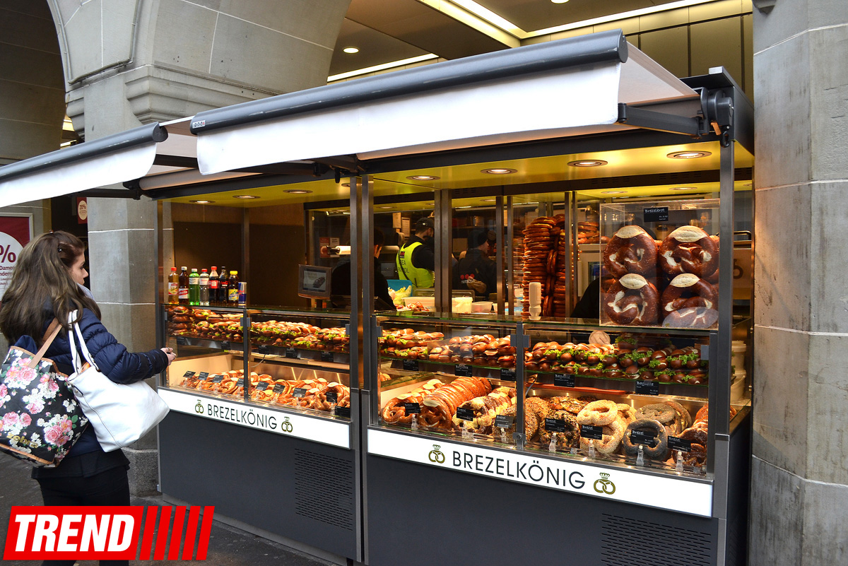 Новогодний Цюрих глазами азербайджанца – красочные витрины, древняя архитектура…(ФОТО)