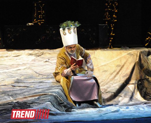 В Баку состоялась премьера спектакля "Надир шах" по роману Юнуса Огуза (ФОТО)