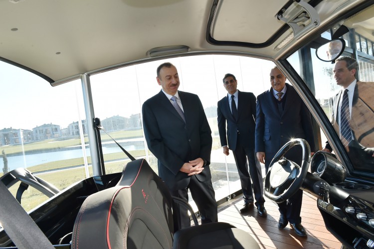 Президент Азербайджана ознакомился с ходом работ в рамках проекта “Xəyal Adası” (ФОТО)