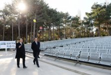 Президент Ильхам Алиев ознакомился с работой по реконструкции, проводимой в городском парке в Сумгайыте (ФОТО)