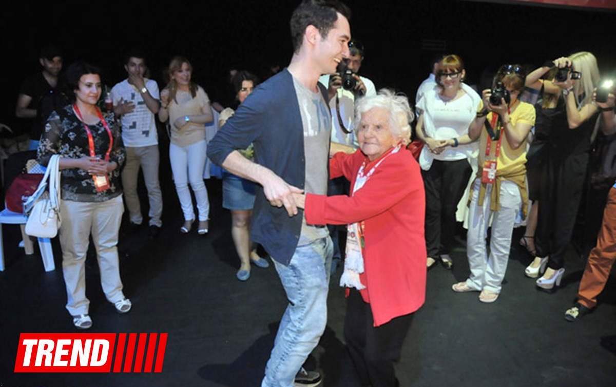 Азербайджанские звезды "Евровидения" отметили 105-летие Эллы Кастнер в Германии (ФОТО)