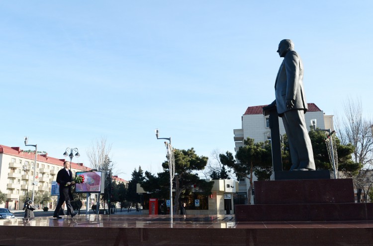 Президент Ильхам Алиев принял участие в открытии ряда объектов в Сумгайыте (ФОТО)