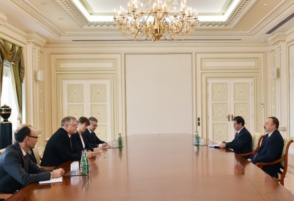 Президент Азербайджана принял спецпредставителя ЕС по Южному Кавказу