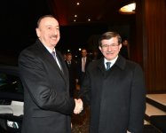 Президент Азербайджана встретился с премьер-министром Турции (ФОТО)