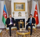 Президент Азербайджана встретился с премьер-министром Турции (ФОТО)