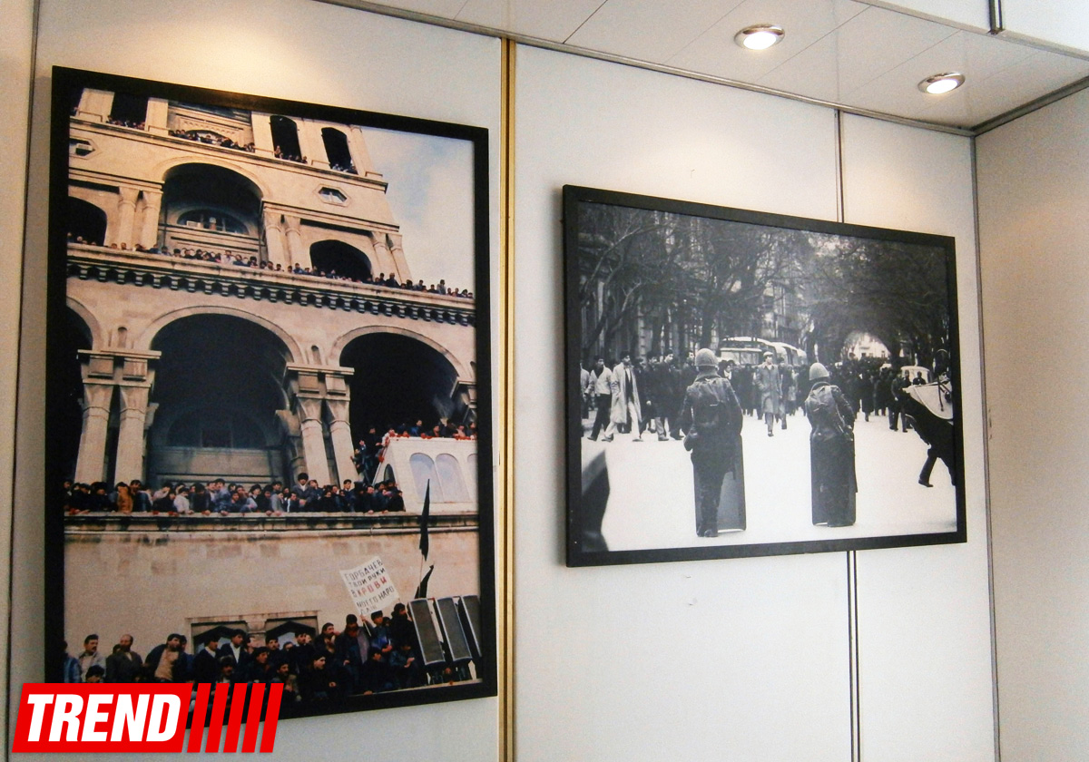 В Баку представлены личные вещи жертв трагедии 20 января (ФОТО)