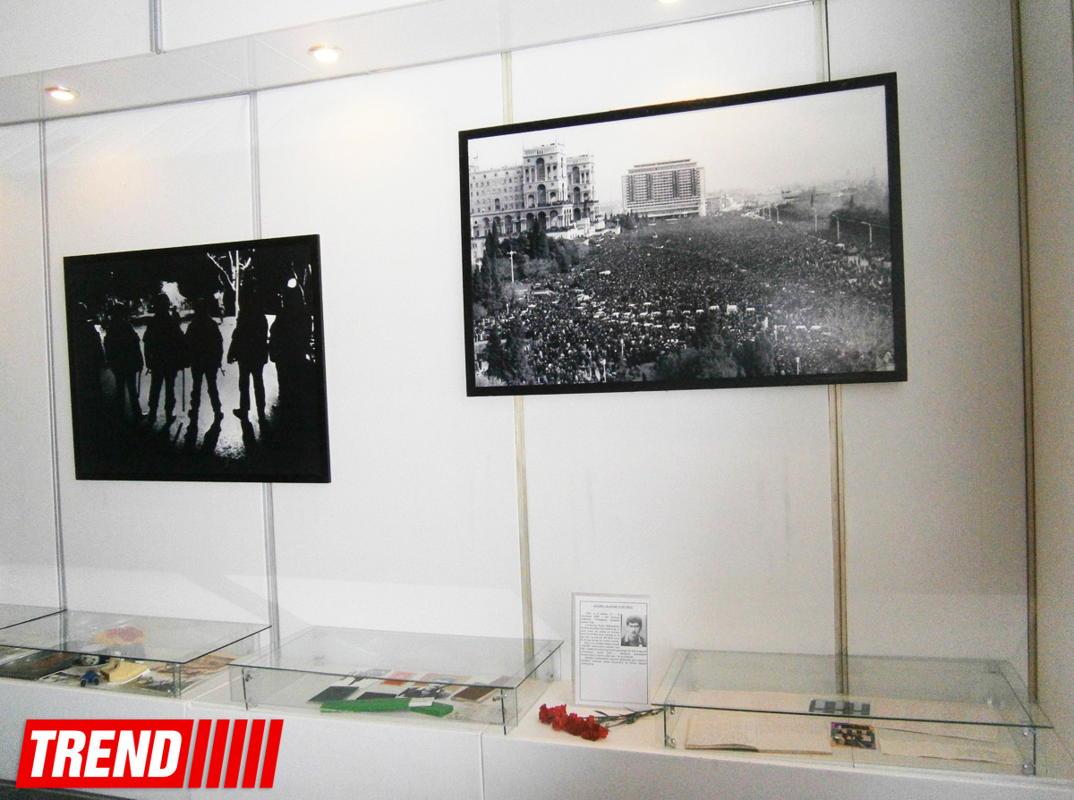 В Баку представлены личные вещи жертв трагедии 20 января (ФОТО)