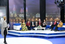 "Бакинское время" Нармины Мамедовой (ФОТО)