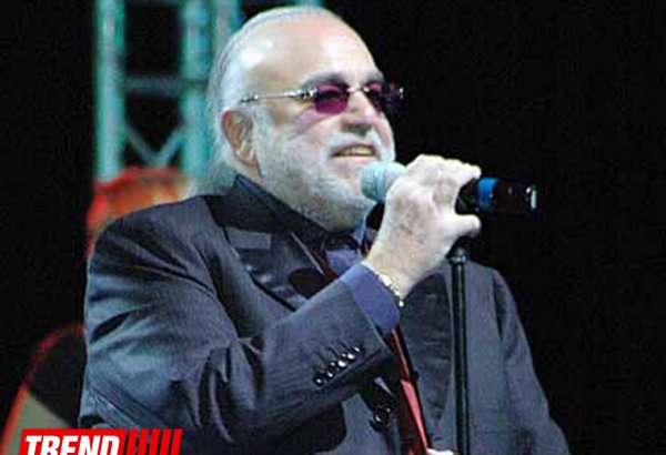 Концерты Демиса Руссоса в Баку, или Виниловый сплит с группой "Гая"  (ФОТО)