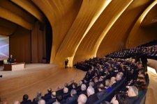 Президент Ильхам Алиев: Несмотря на возрастание вызовов в мире, уверенное, успешное развитие Азербайджана будет продолжаться (ФОТО)