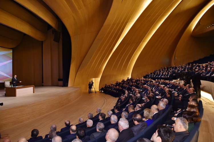 Президент Ильхам Алиев: Несмотря на возрастание вызовов в мире, уверенное, успешное развитие Азербайджана будет продолжаться (ФОТО)