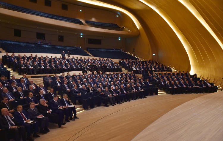 Президент Ильхам Алиев: Несмотря на возрастание вызовов в мире, уверенное, успешное развитие Азербайджана будет продолжаться (ФОТО)