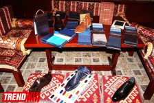 Известные итальянские дизайнеры провели в Баку выставку элитной одежды и обуви (ФОТО)
