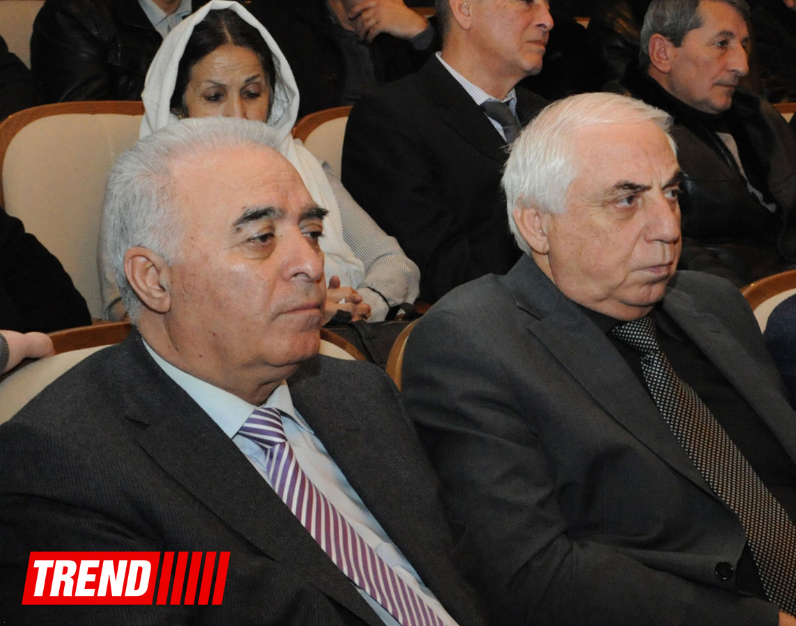 Вагифа Самедоглу аплодисментами проводили в последний путь (ФОТО)