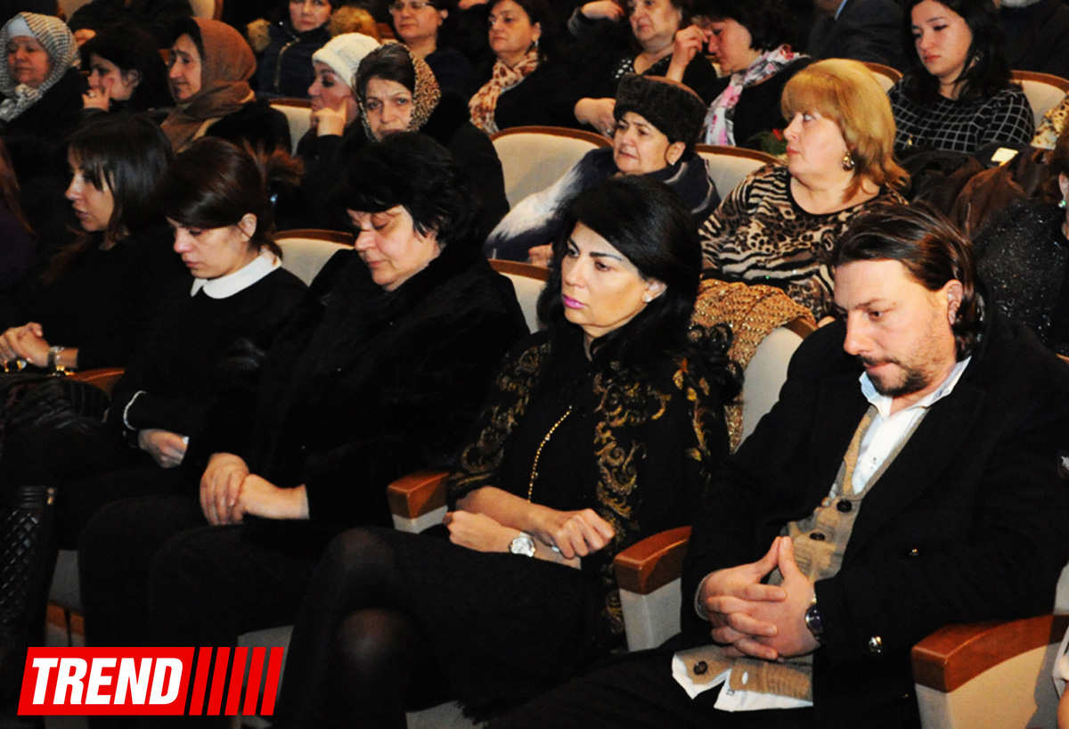 Вагифа Самедоглу аплодисментами проводили в последний путь (ФОТО)