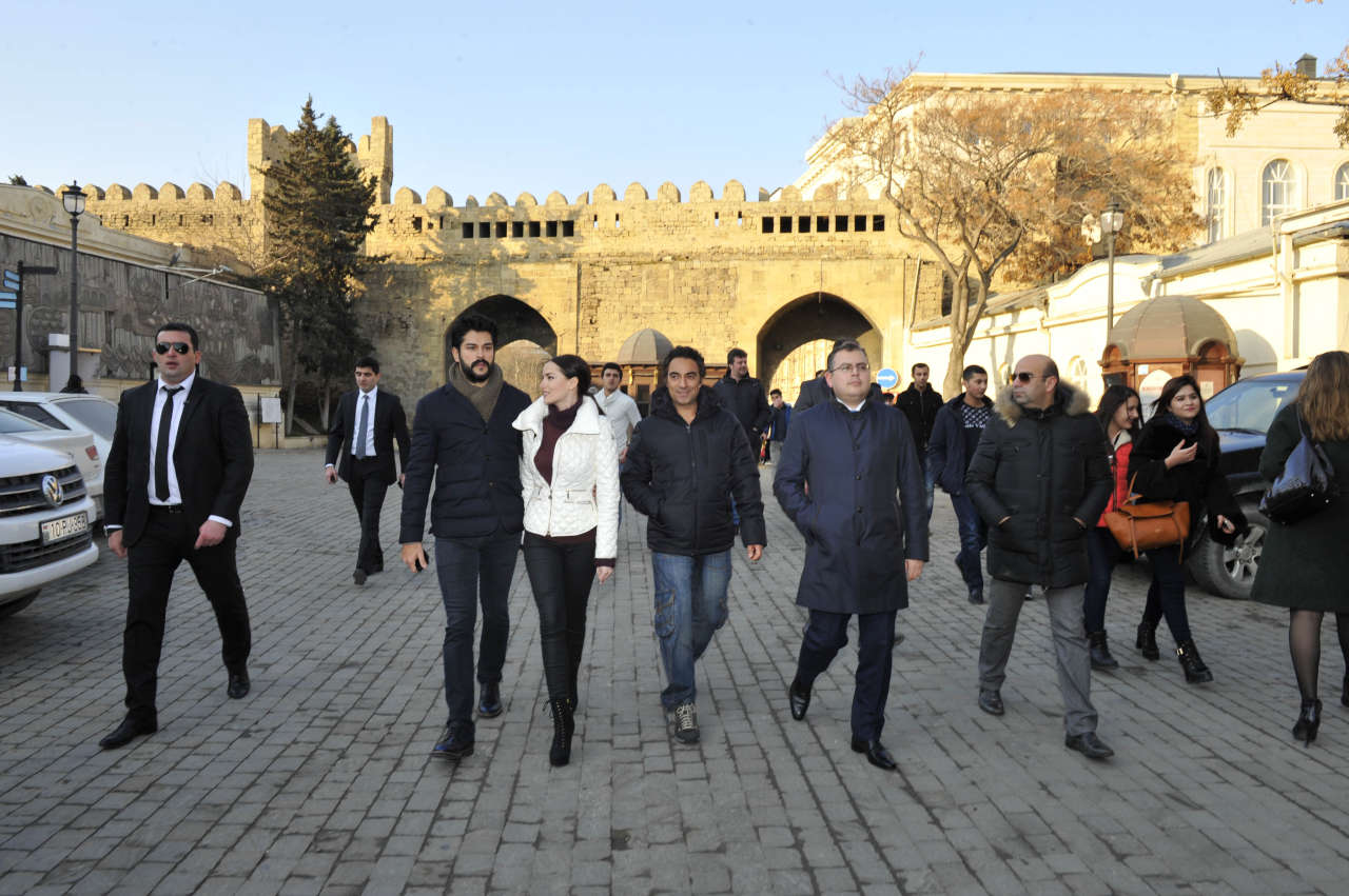 Это и есть настоящая любовь – турецкие звезды в Баку (ФОТО)